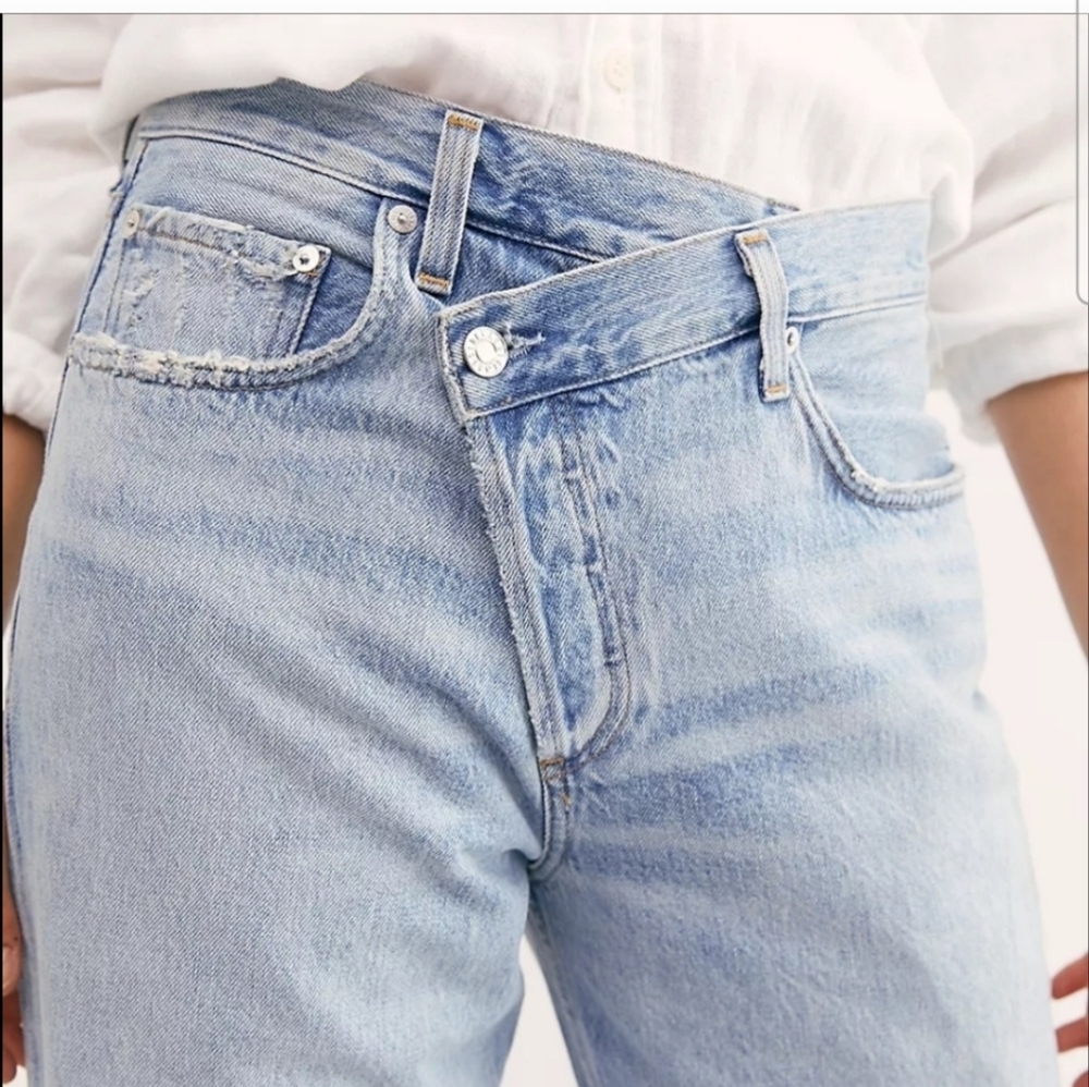NWOT AGOLDE jeans Criss Crossed With Button Fly